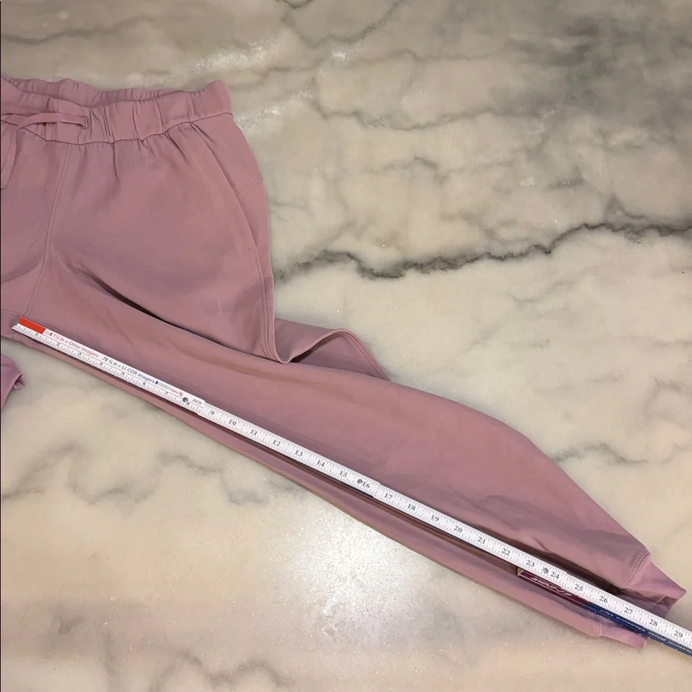 Lululemon On the Fly Jogger 28" *Woven - Pink Taupe (light muted pink) - Picture 13 of 13
